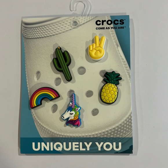 NWT Crocs Jibbitz Charms Uniquely - Picture 1 of 3